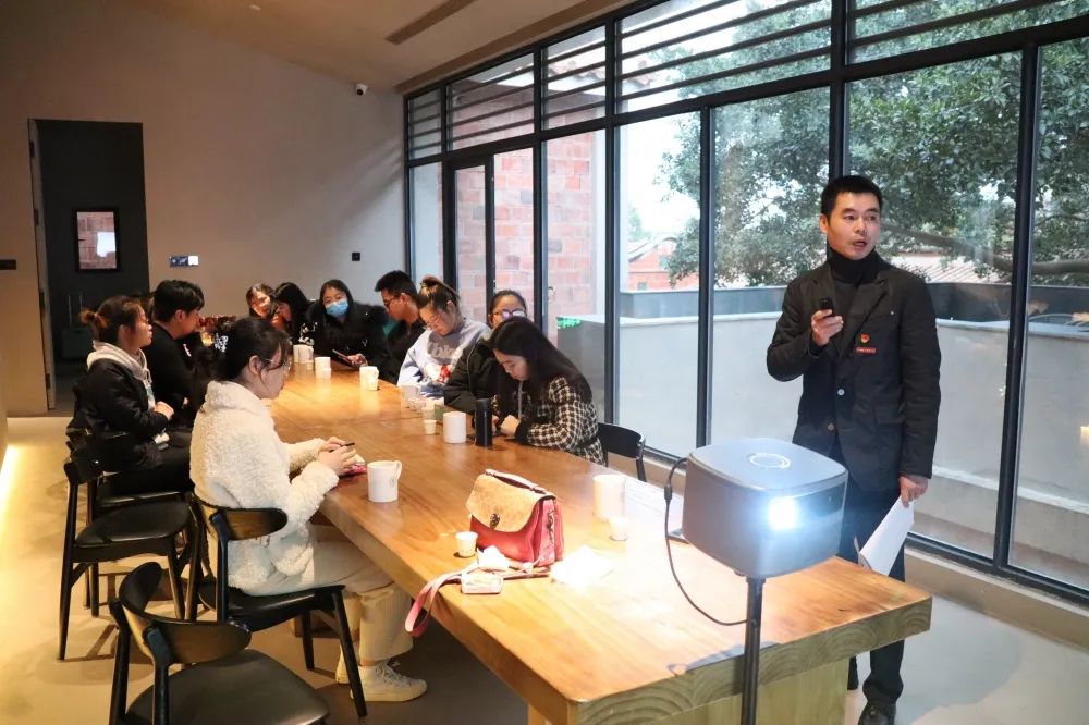 微信图片_20211225175048.jpg 微信图片_20211225175048.jpg