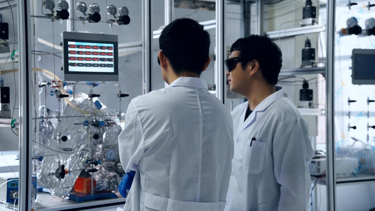 我国科学家实现常温氢气异裂,为绿色化工开辟新路径 我国科学家实现常温氢气异裂,为绿色化工开辟新路径